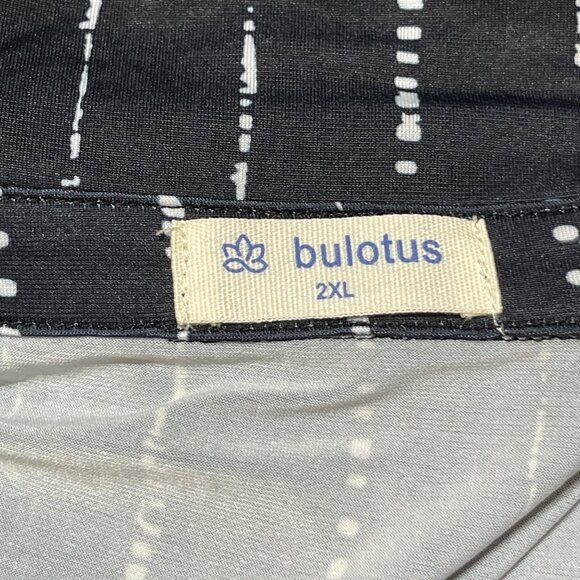Bulotus Top Shirt Blue Black Print Size 2XL V-Neck Collared Womens - Picture 4 of 6